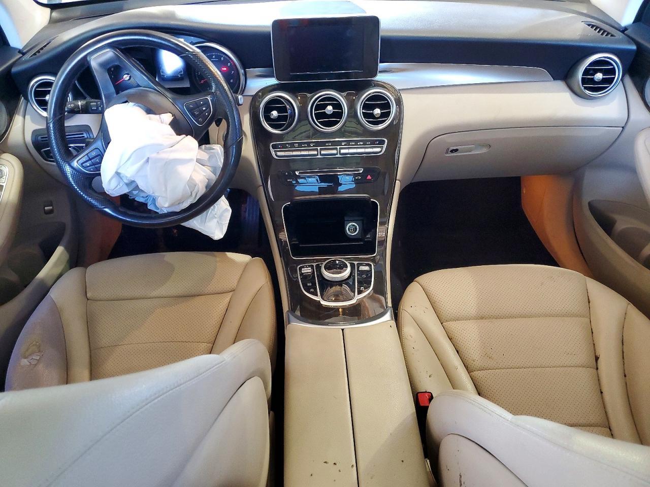 2019 MERCEDES-BENZ GLC GLC 300-4M