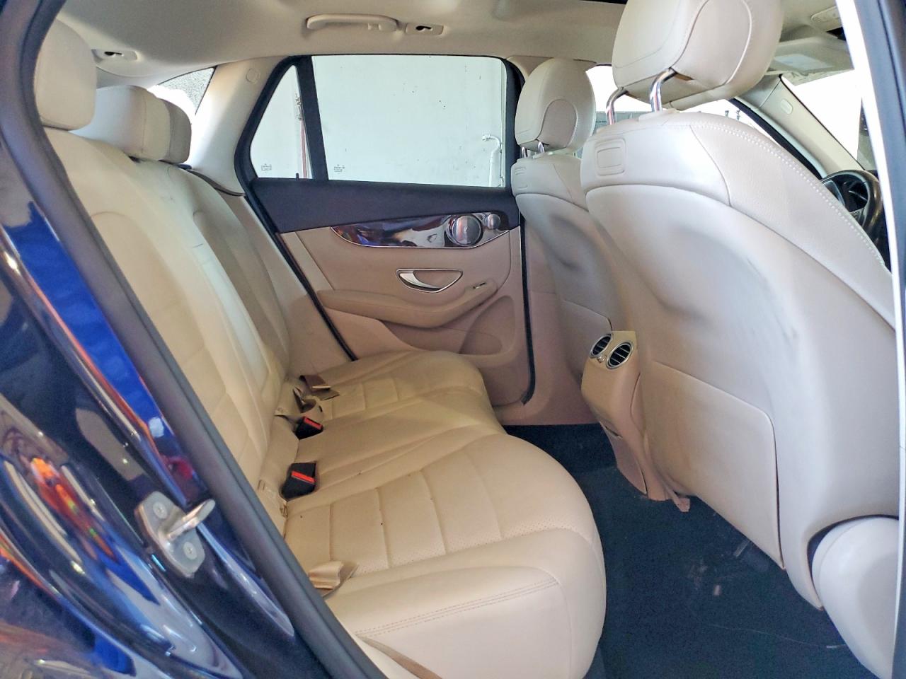 2019 MERCEDES-BENZ GLC GLC 300-4M
