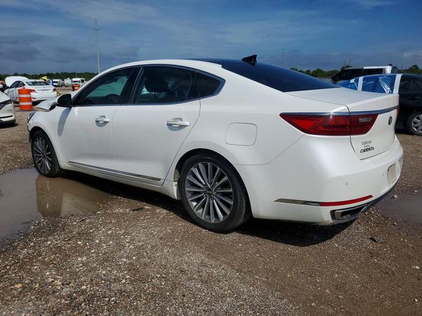 2017 KIA CADENZA