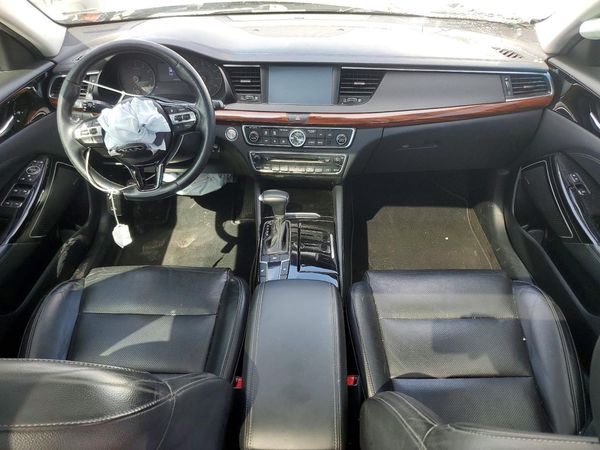 2017 KIA CADENZA