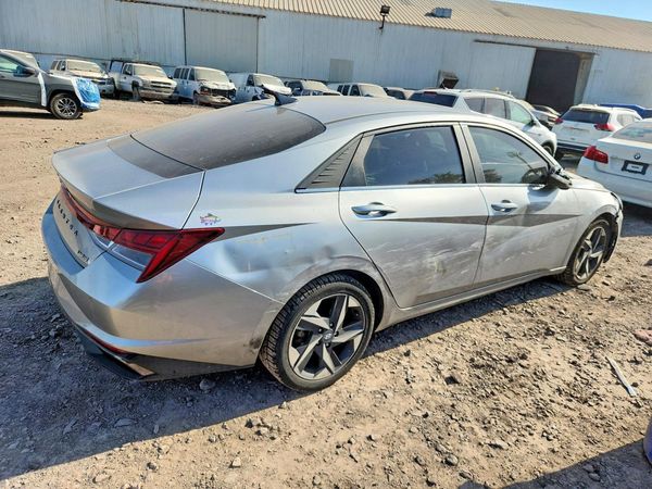 2021 HYUNDAI ELANTRA Limited