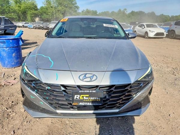 2021 HYUNDAI ELANTRA Limited