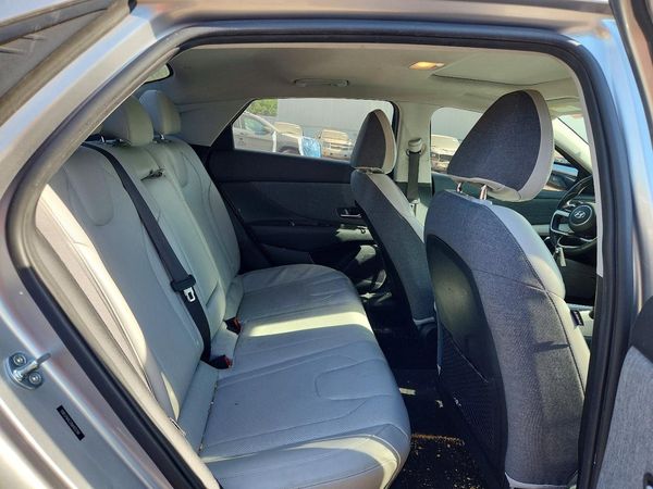 2021 HYUNDAI ELANTRA Limited