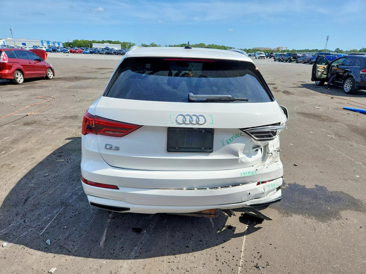2021 AUDI Q3 quattro Premium