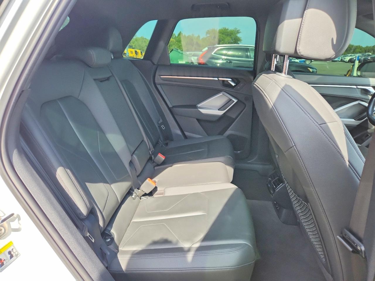 2021 AUDI Q3 quattro Premium