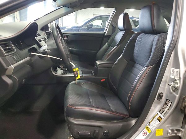 2015 TOYOTA CAMRY