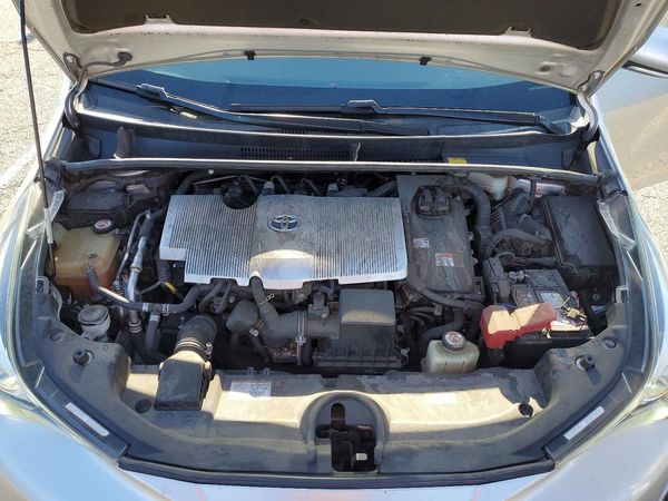 2017 TOYOTA PRIUS
