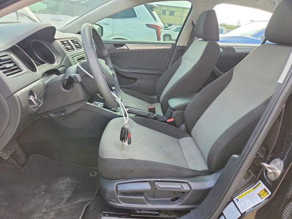 2017 VOLKSWAGEN JETTA