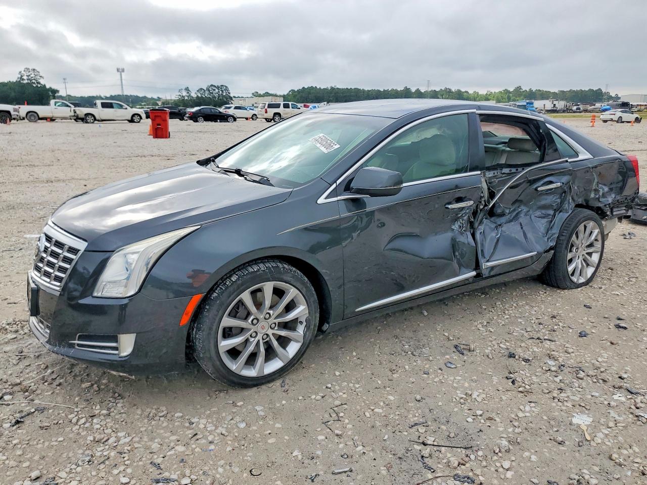 2015 CADILLAC XTS Luxury