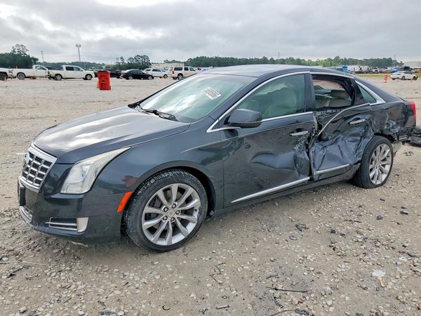 2015 CADILLAC XTS Luxury