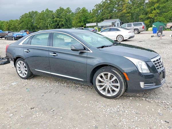 2015 CADILLAC XTS Luxury
