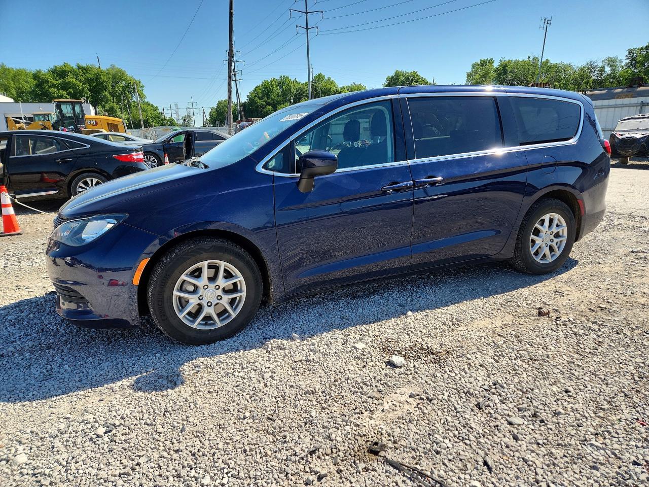 2017 CHRYSLER PACIFICA