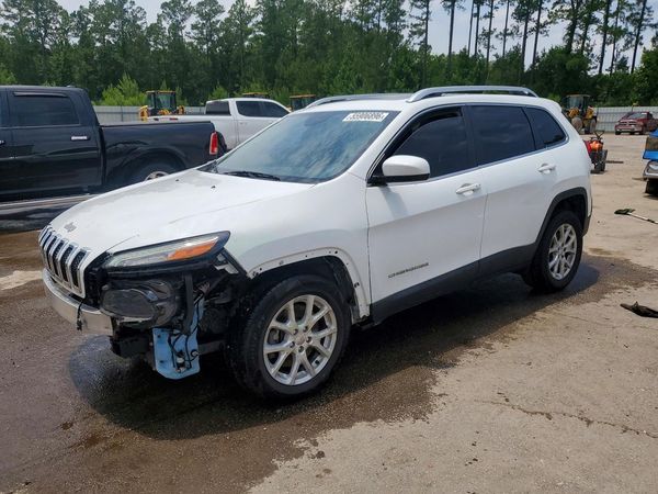 2017 JEEP CHEROKEE LATITUDE FWD