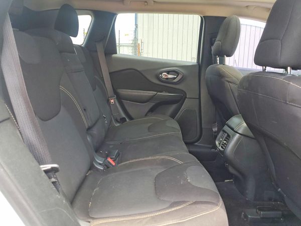 2017 JEEP CHEROKEE LATITUDE FWD