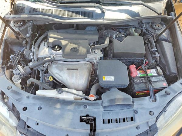2016 TOYOTA CAMRY