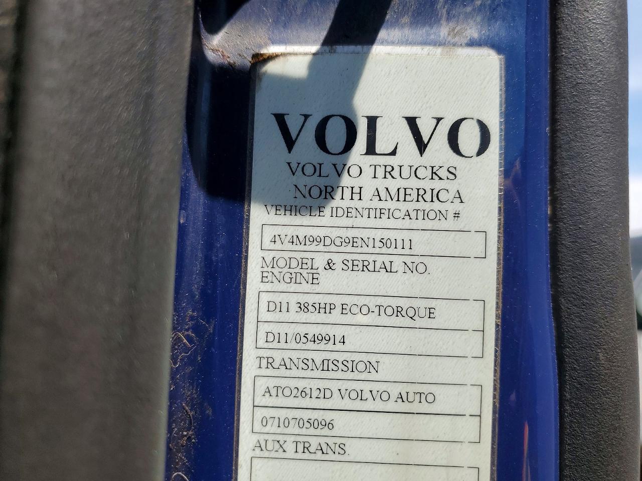 2014 VOLVO VN
