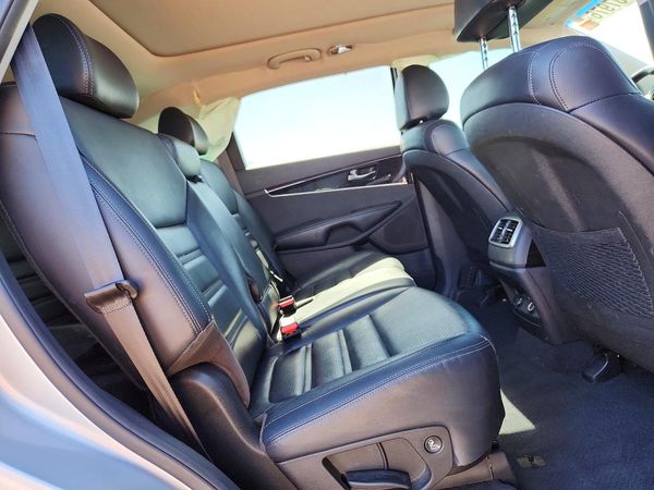 2020 KIA SORENTO EX, S