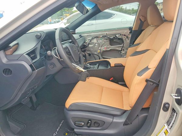 2025 LEXUS ES 350 350 Premium