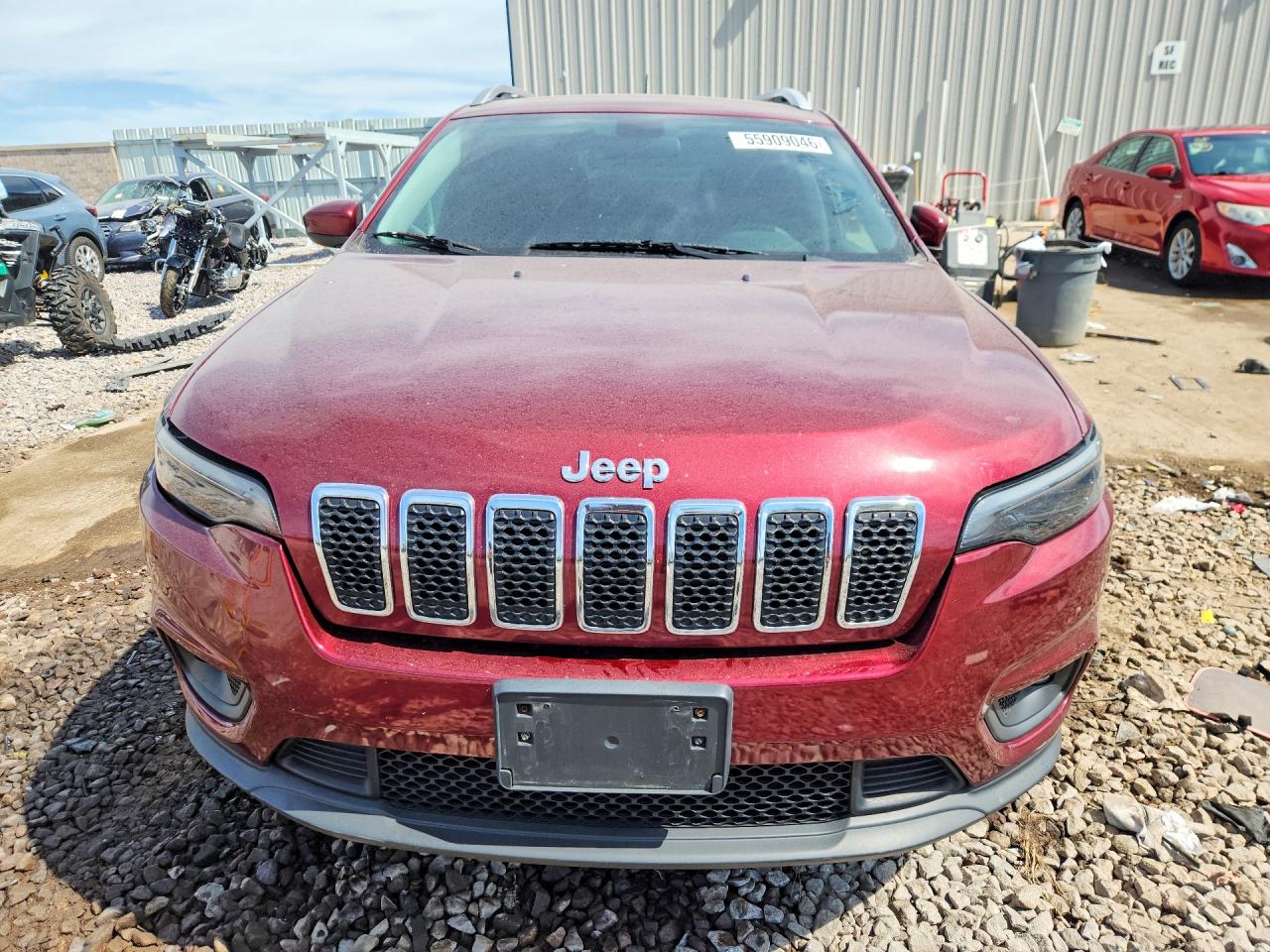 2019 JEEP CHEROKEE LATITUDE 4X4