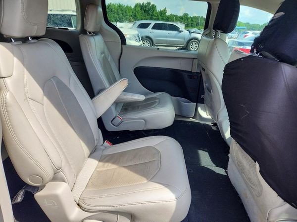 2021 CHRYSLER PACIFICA