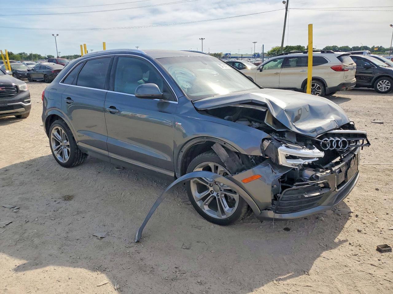 2018 AUDI Q3