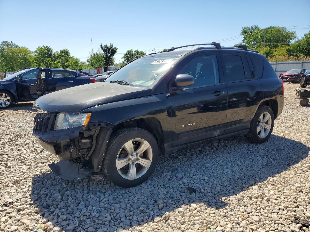 2013 JEEP COMPASS Sport — Front 3/4