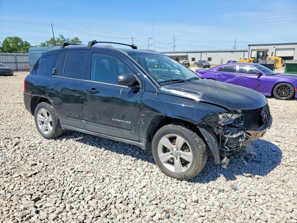 2013 JEEP COMPASS Sport — Passenger 3/4