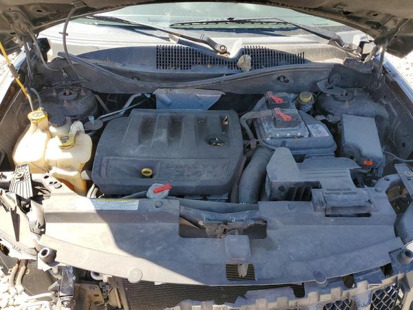 2013 JEEP COMPASS Sport — Engine bay