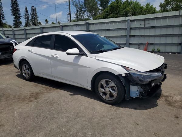 2021 HYUNDAI ELANTRA SE