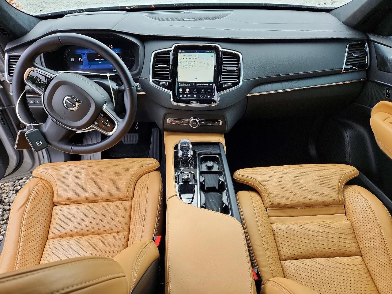 2023 VOLVO XC90 Ultimate Dark