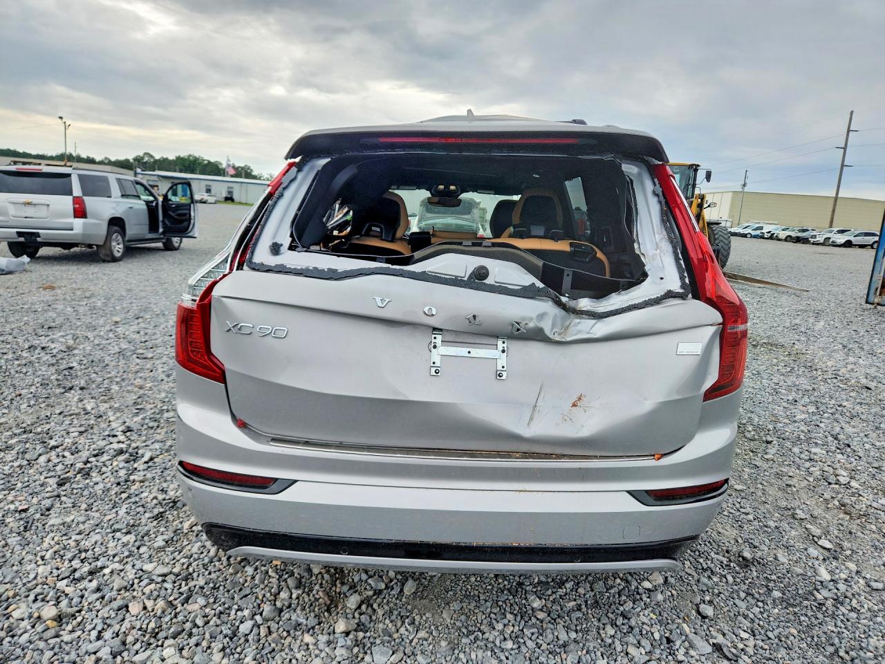 2023 VOLVO XC90 Ultimate Dark