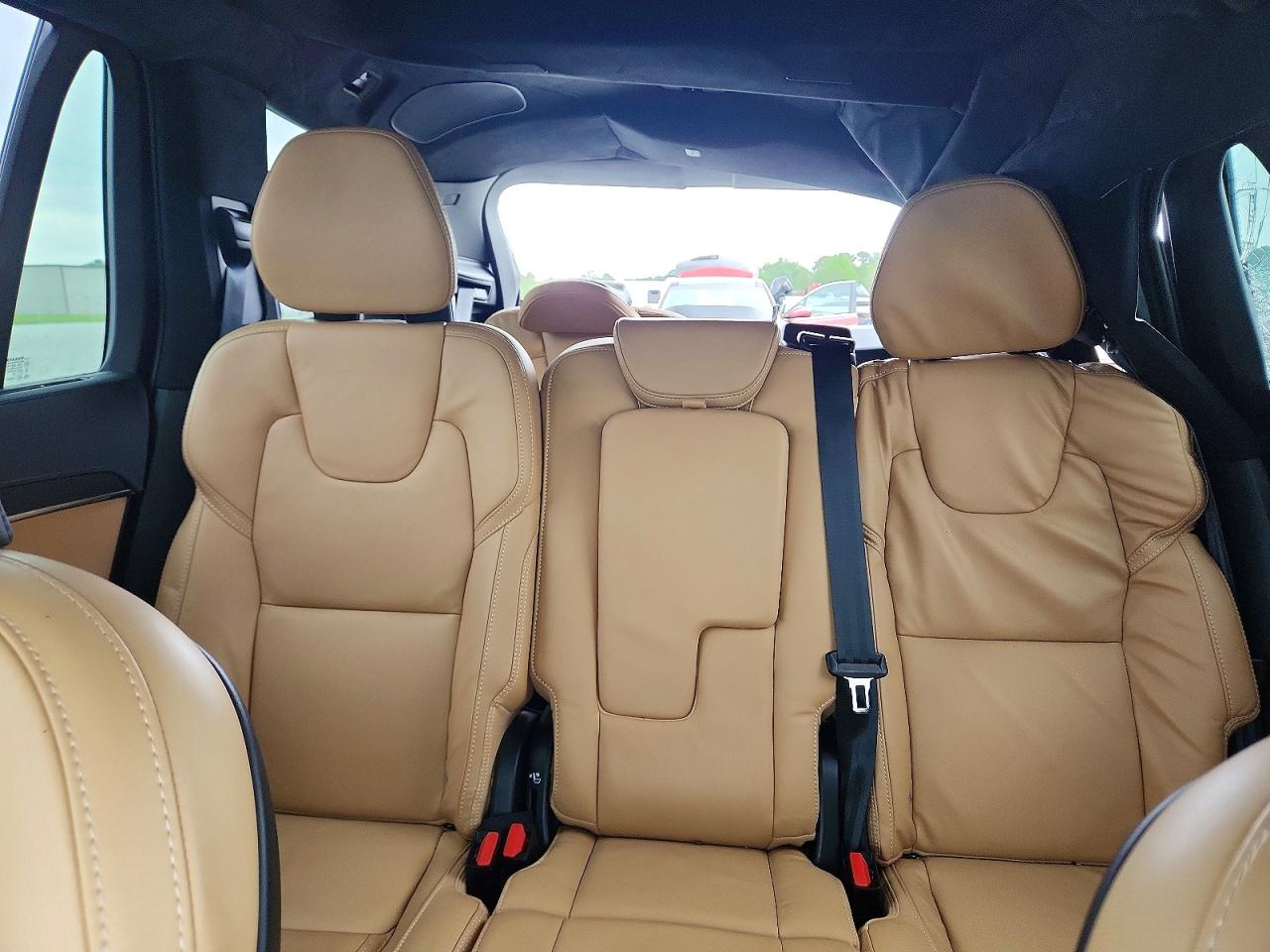 2023 VOLVO XC90 Ultimate Dark