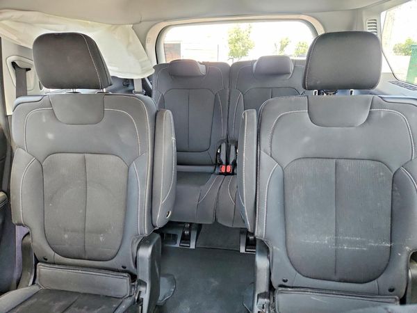 2022 JEEP GRAND CHEROKEE L LAREDO 4X4