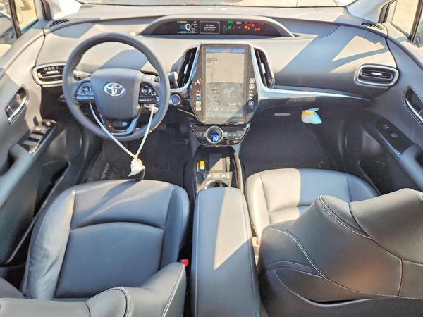 2020 TOYOTA PRIUS