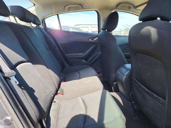 2014 MAZDA 3