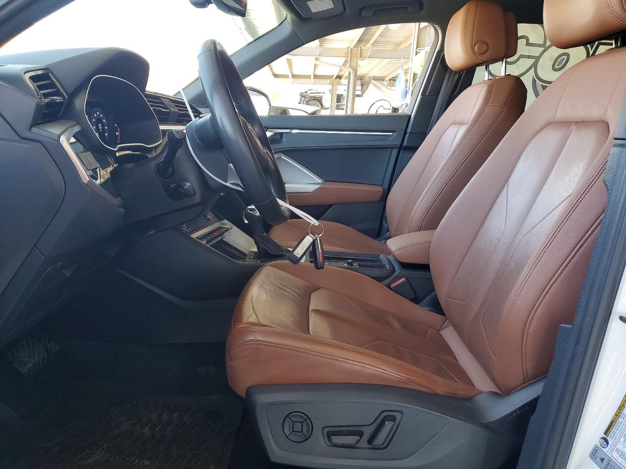 2021 AUDI Q3