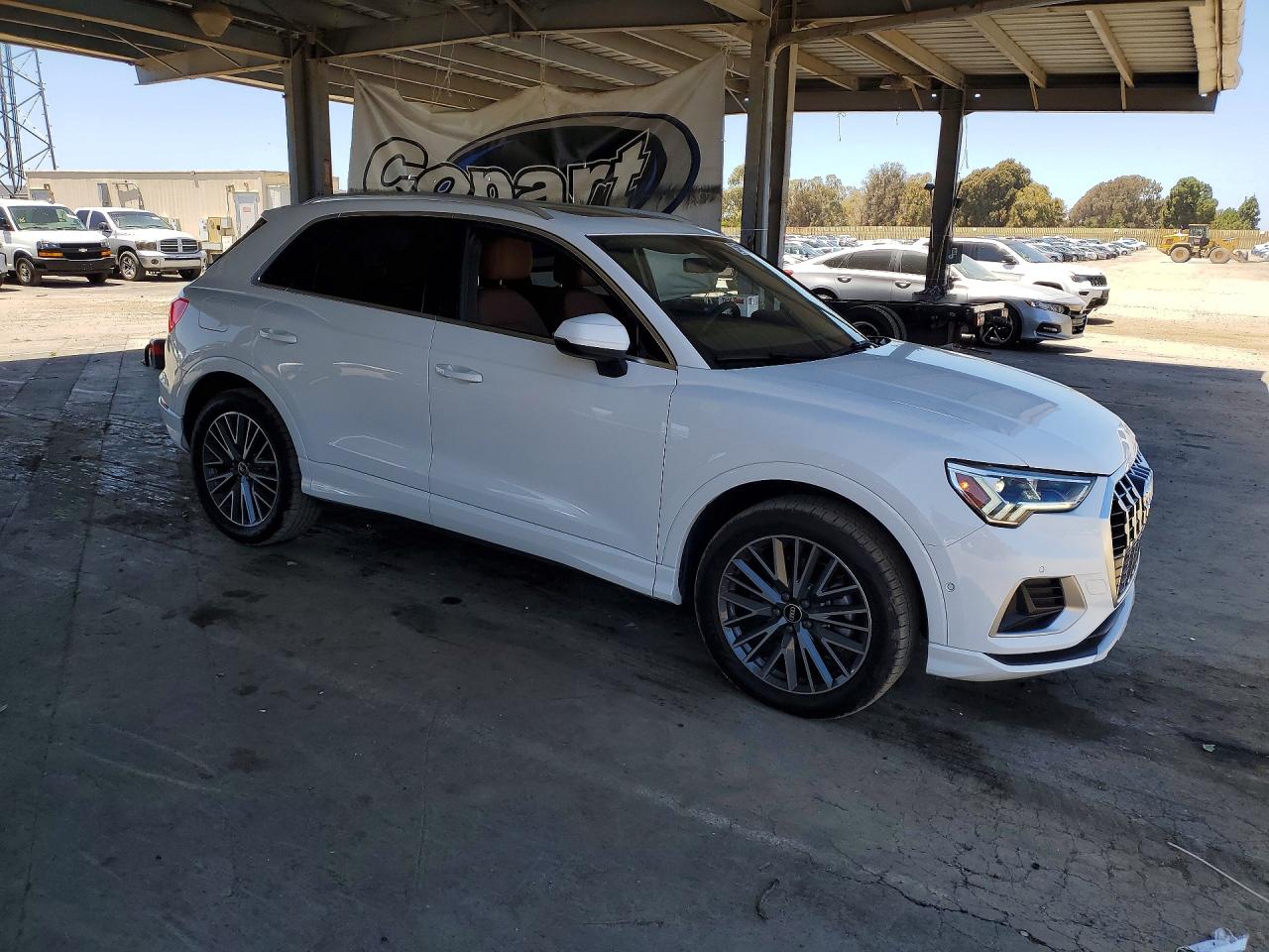 2021 AUDI Q3