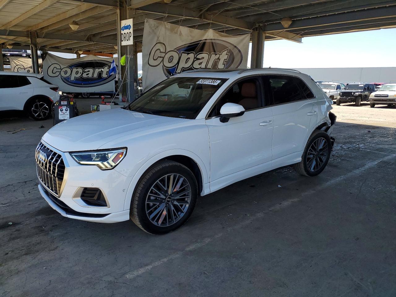 2021 AUDI Q3