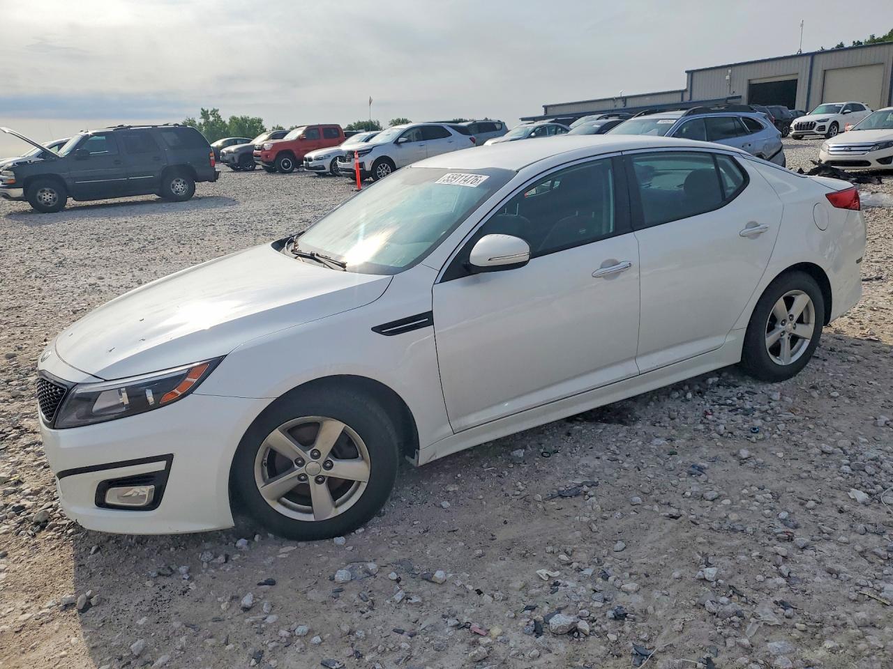 2015 KIA OPTIMA GL - Middle-low