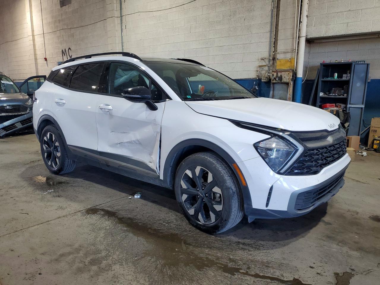 2023 KIA SPORTAGE X-LINE
