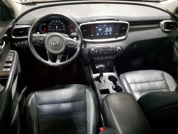 2017 KIA SORENTO EX