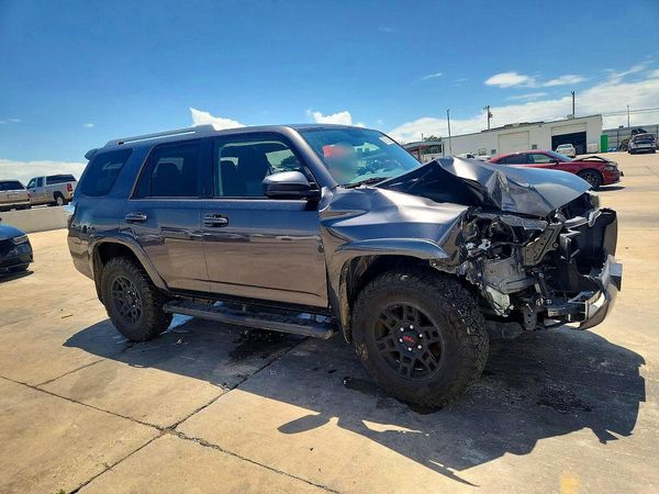 2018 TOYOTA 4RUNNER
