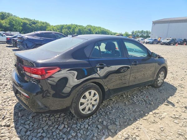 2022 KIA RIO LX, S