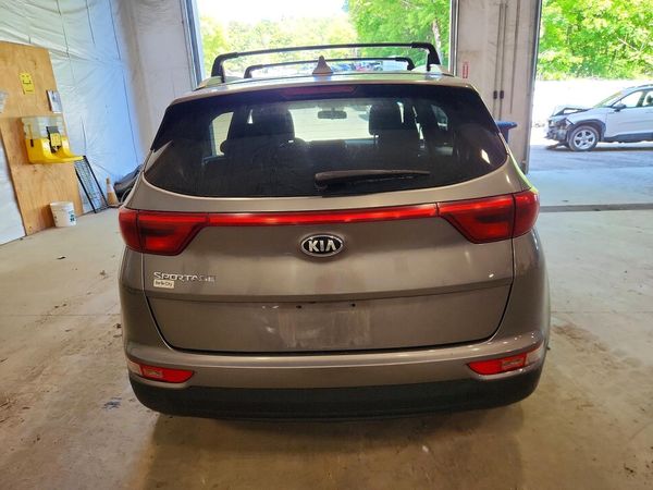 2017 KIA SPORTAGE LX
