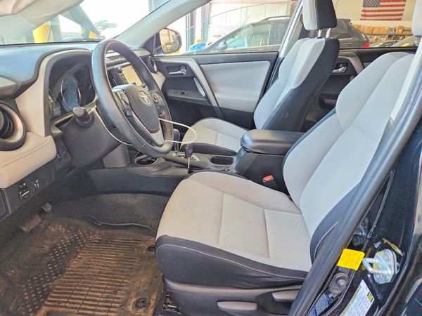 2016 TOYOTA RAV4 XLE (M Grade)