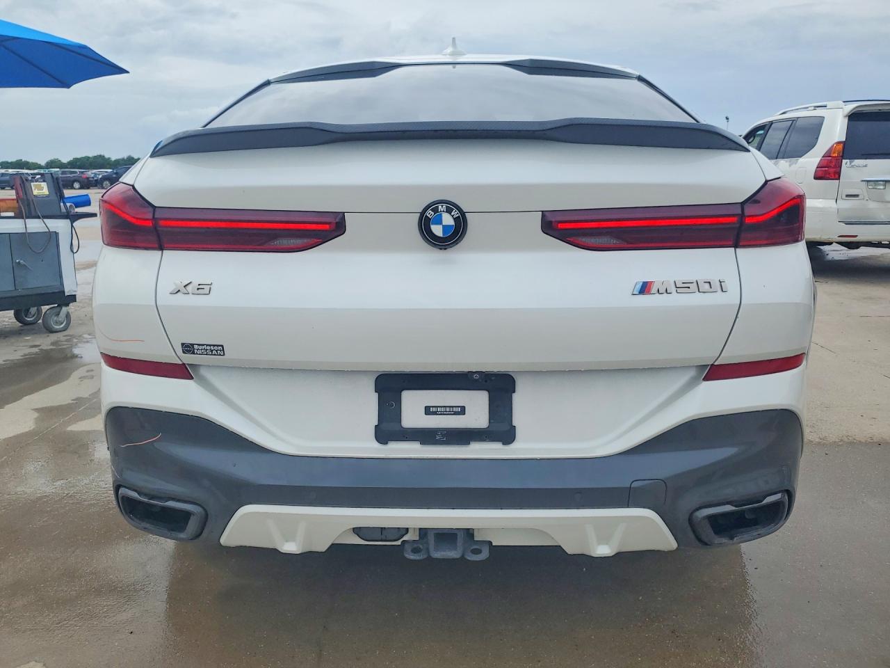 2021 BMW X6 M50i