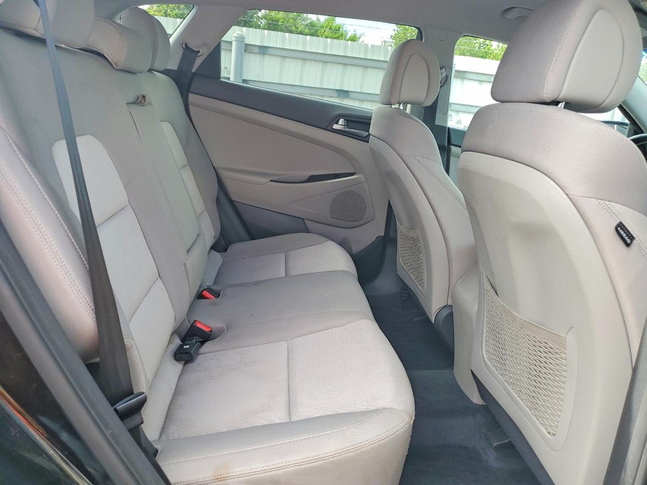 2016 HYUNDAI TUCSON