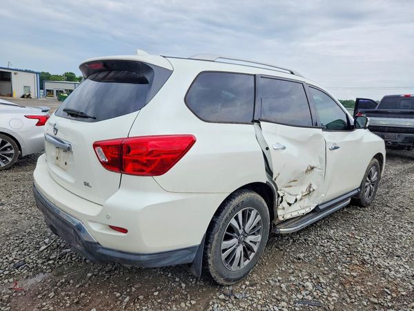 2019 NISSAN PATHFINDER