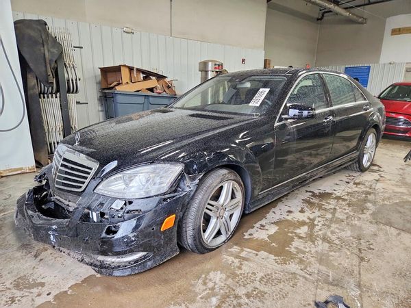 2013 MERCEDES-BENZ S