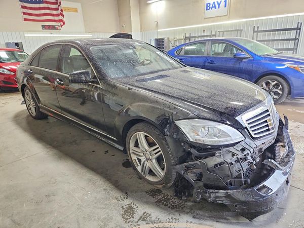 2013 MERCEDES-BENZ S